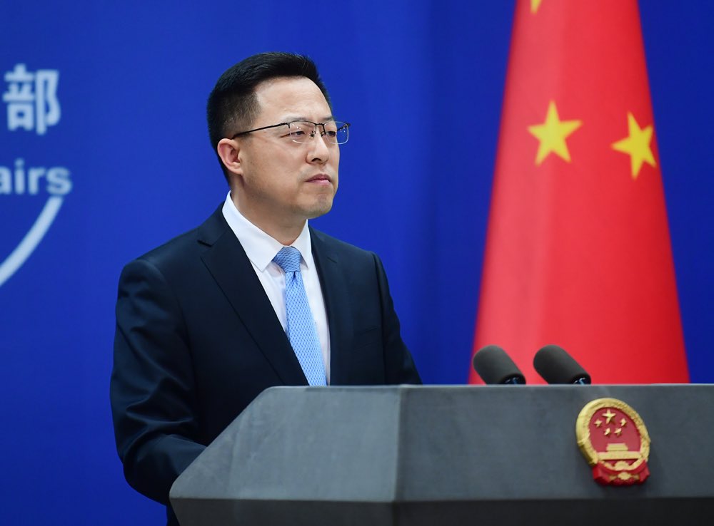 Китай отрече Русия да е искала военна помощ за Украйна