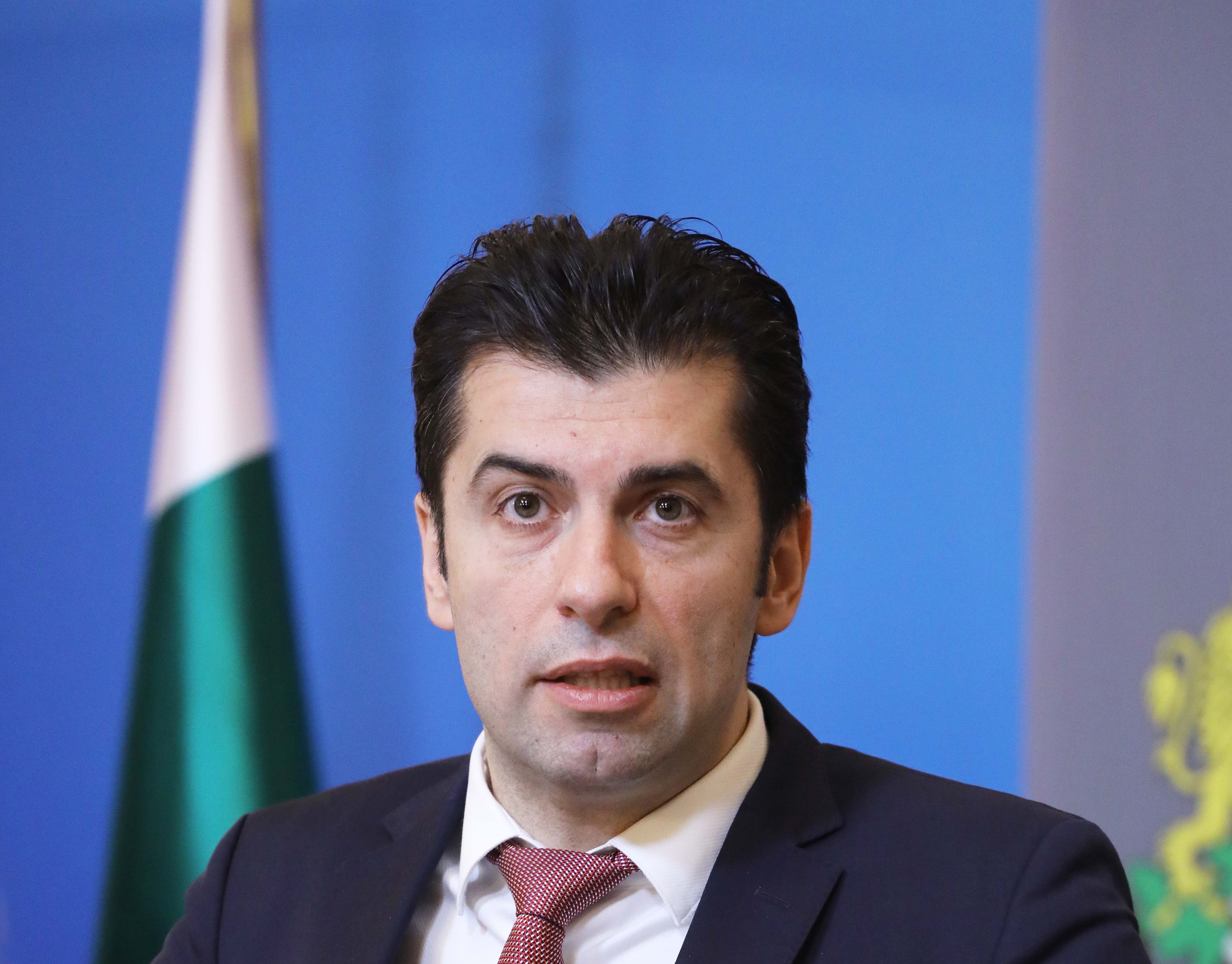 Кирил Петков ще посети граничните пунктове в Русе и Дуранкулак