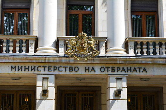 МО: Колона с военна техника се придвижва към учебен полигон „Ново село“