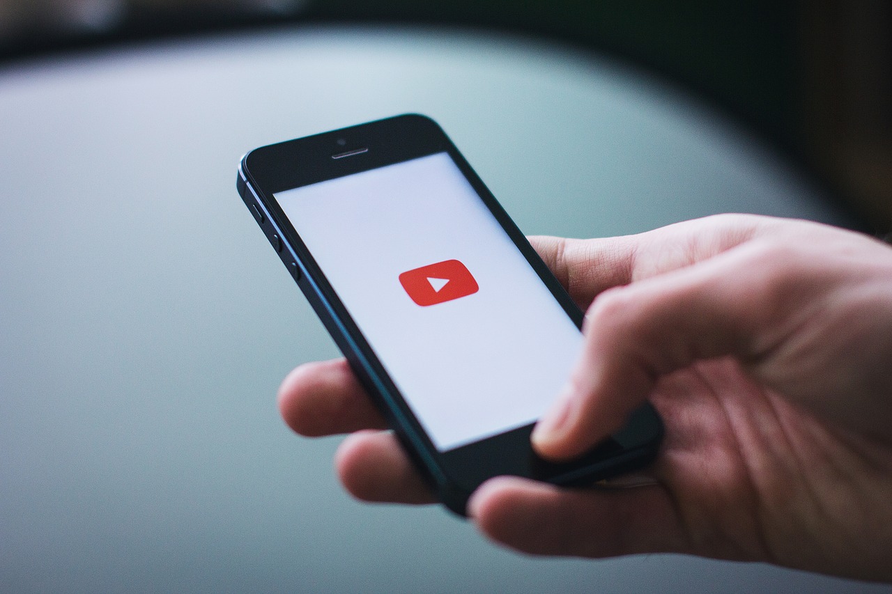 Москва поиска от YouTube да отблокира каналите на руските държавни медии