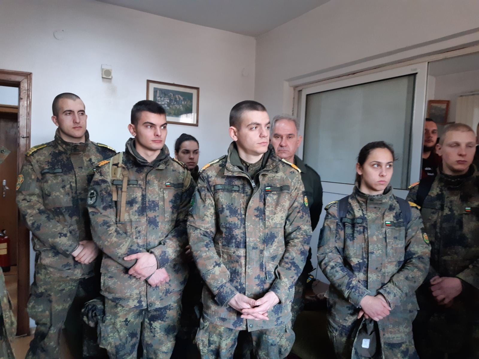 Практическо занятие „Управление на кризи“ в Областния съвет по сигурност проведоха курсанти и студенти от НВУ