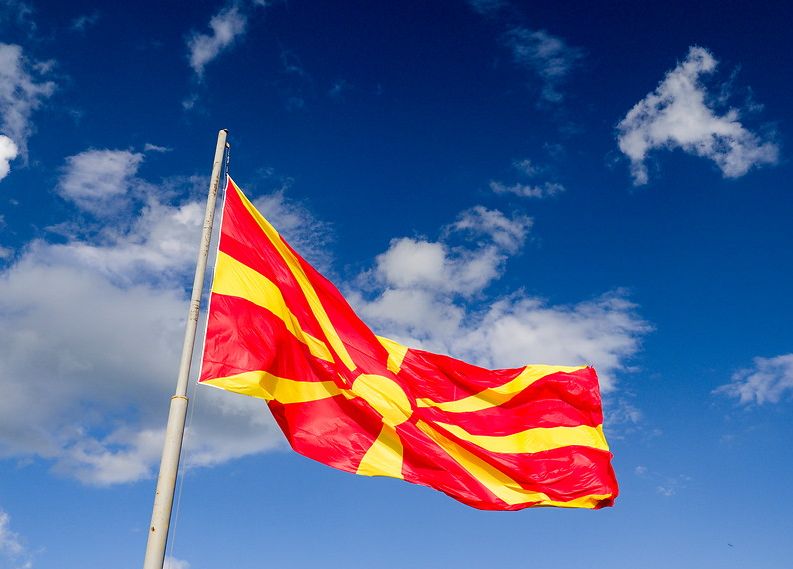 Повечето македонци искат да емигрират