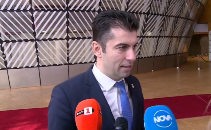 Кирил Петков от Брюксел: Еврокомисията ще разговаря с „Газпром“ от името на всички страни (На живо)