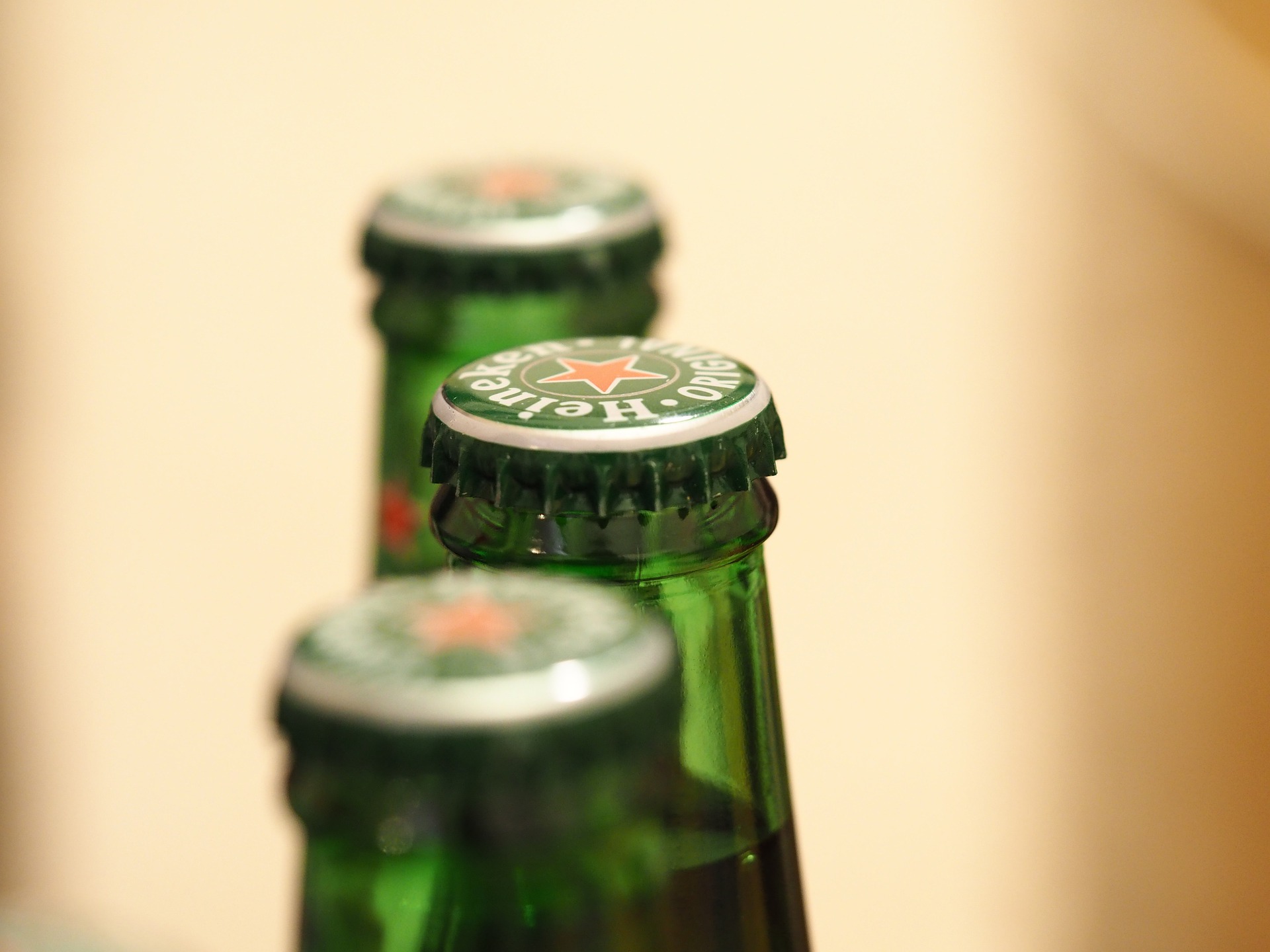 "Хайнекен" се изтегля от Русия