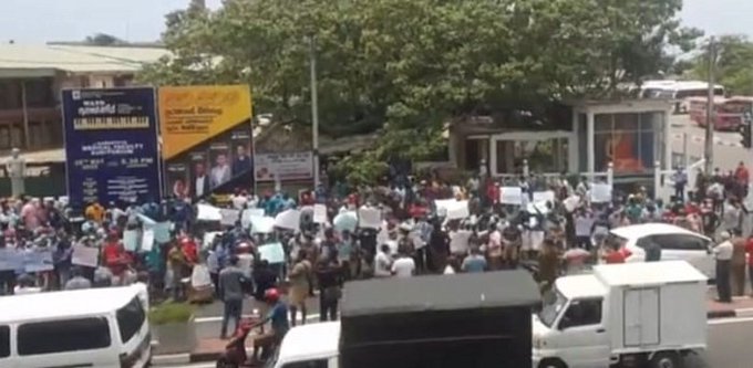 Извънредно положение и комендантски час в Шри Ланка