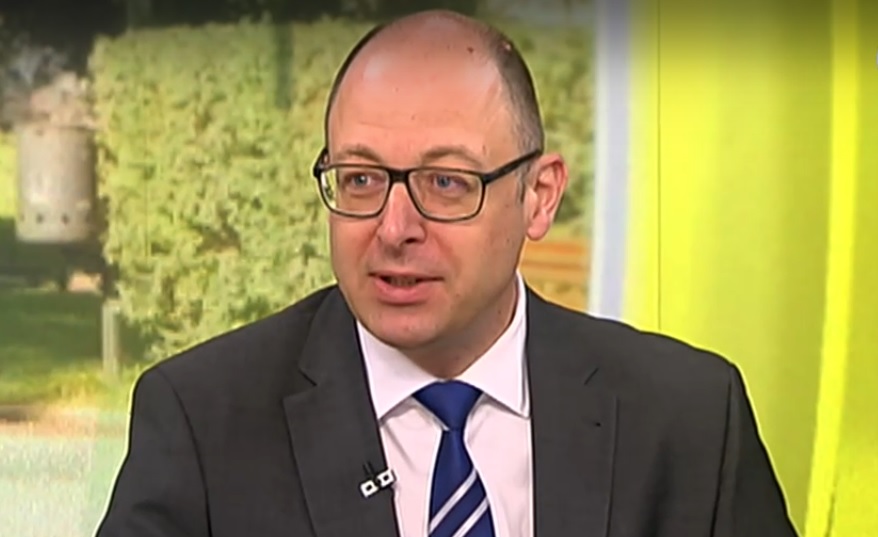 Йордан Божилов: Най-модерната ни отбранителна техника е купувана в края на 80-те