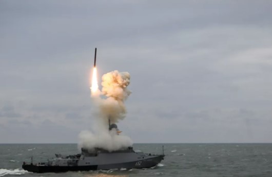 Руската армия унищожи с ракети „Калибър“ система С-300, доставена в Киев от Европа (Видео)
