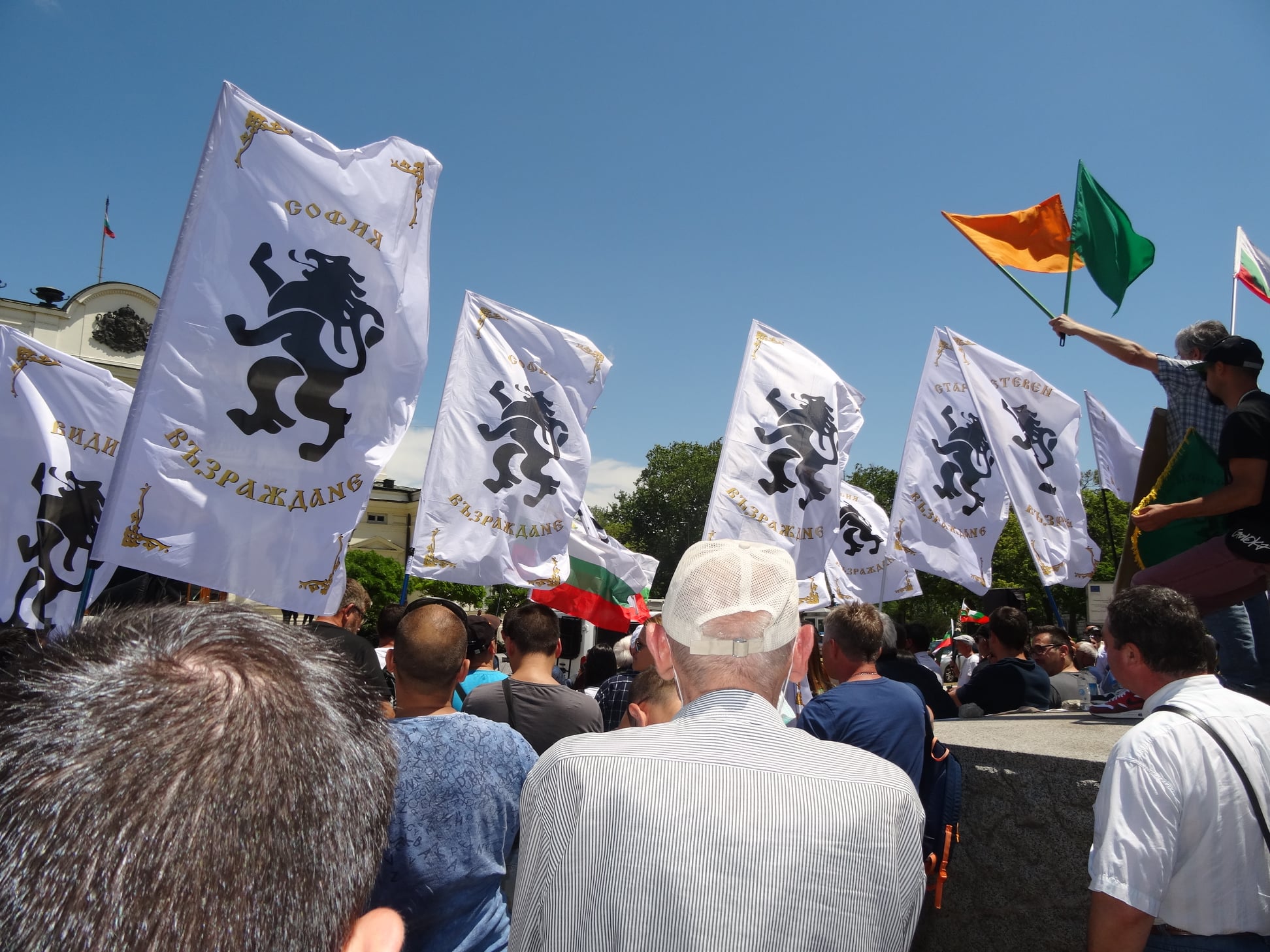 "Възраждане": Предсрочни избори да послужат като своеобразен референдум за Украйна и Северна Македония