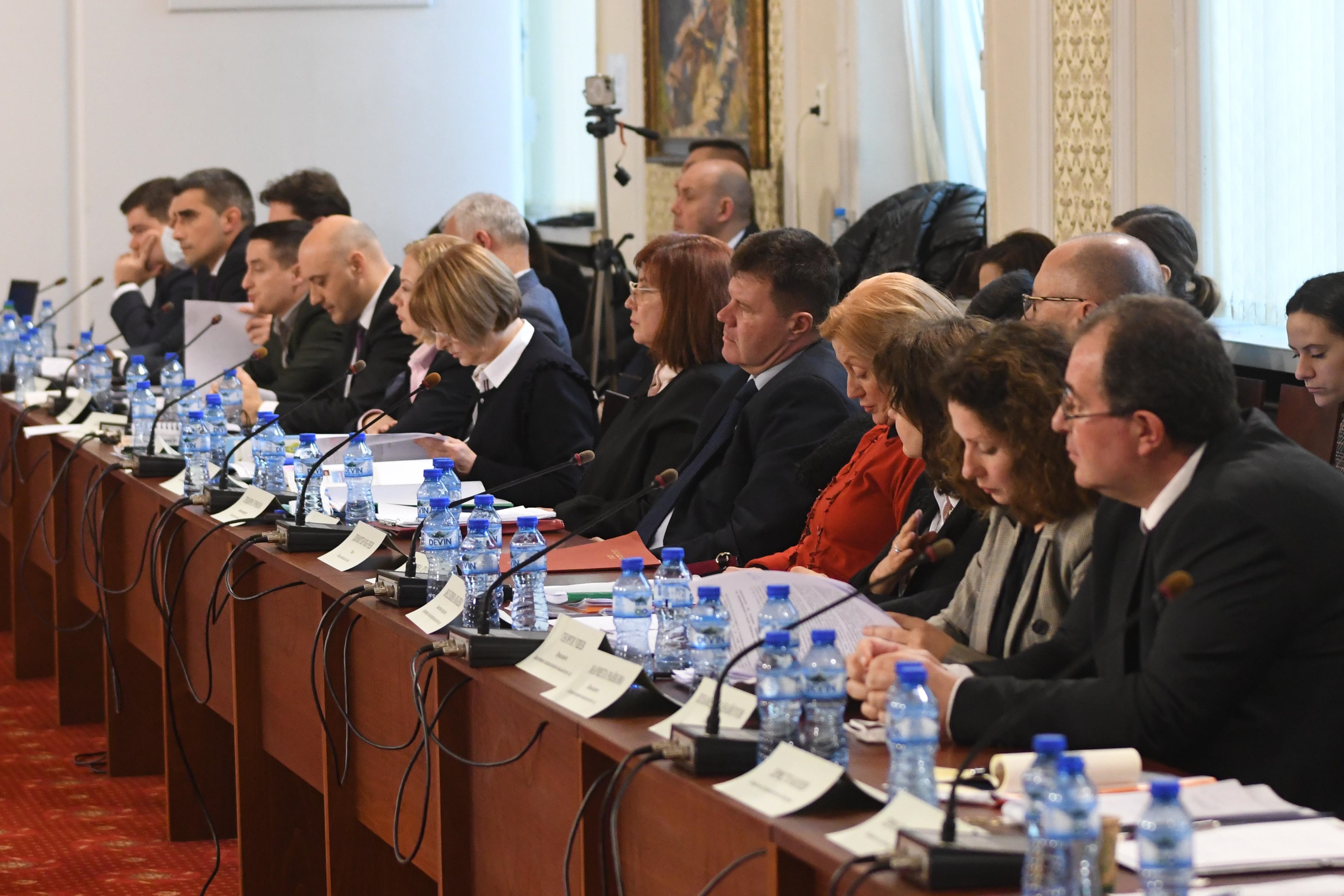 Прокурори от цял свят против закриването на спецправосъдието в България