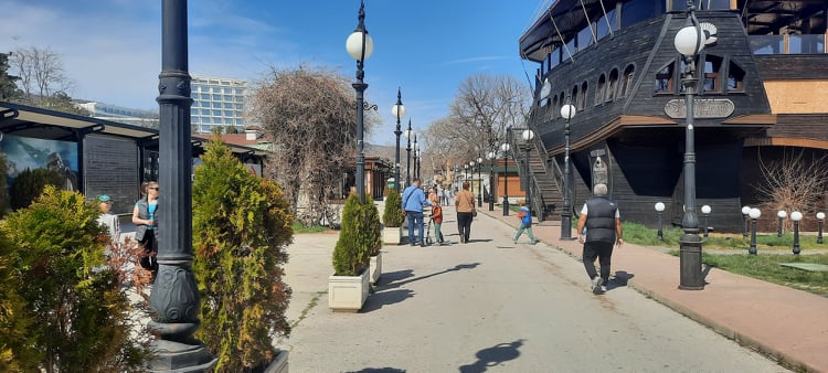 Туристическият бранш иска кризисна кампания за реклама на летния сезон
