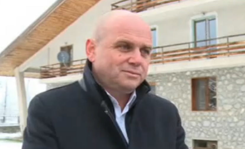 Зам.-кмет на Банско за лавината до хижа Вихрен: Има около 2000-3000 кубика сняг, ще качим тежка техника за почистване