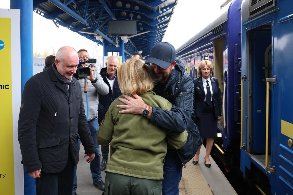 Председателят на Съвета на ЕС Шарл Мишел пристигна на изненадваща визита в Киев