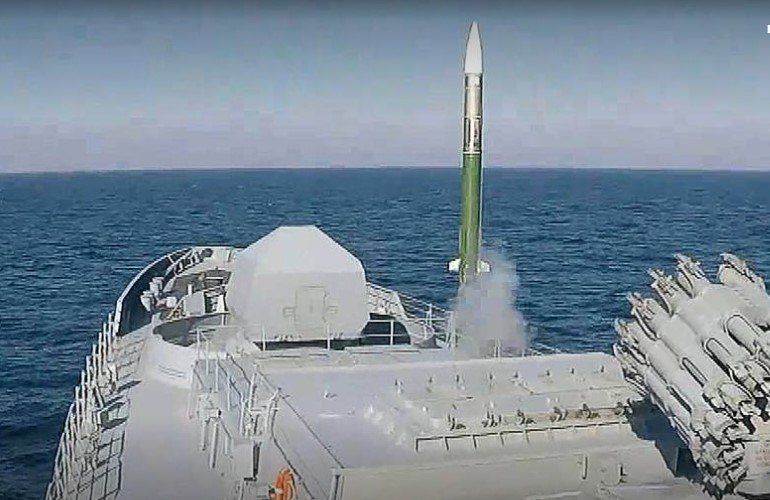 „Щил-1“ срещу „Байрактар“ (Видео)