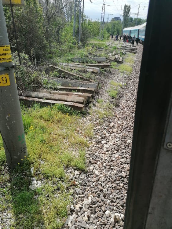 Влак удари 40-годишна жена в Шумен