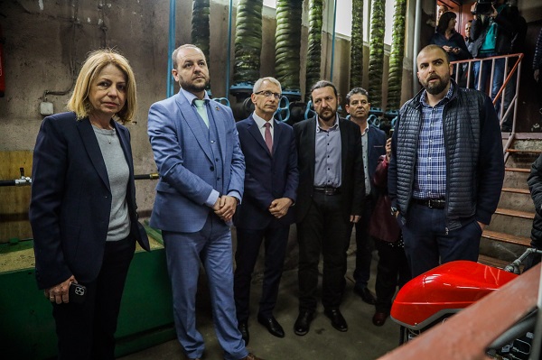 Фандъкова: Разработваме пилотен проект за водородна инсталация на едно от депата на „Метрополитен“