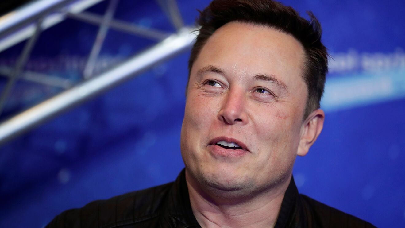 Мъск продаде свои акции в Tesla за 4 млрд. долара, за да финансира закупуването на Twitter