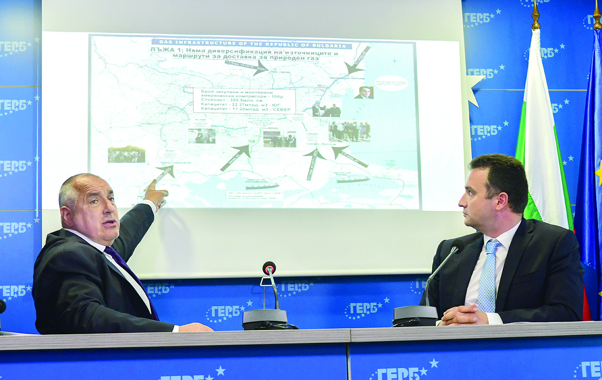 Държавата е на колене пред частен търговец на газ