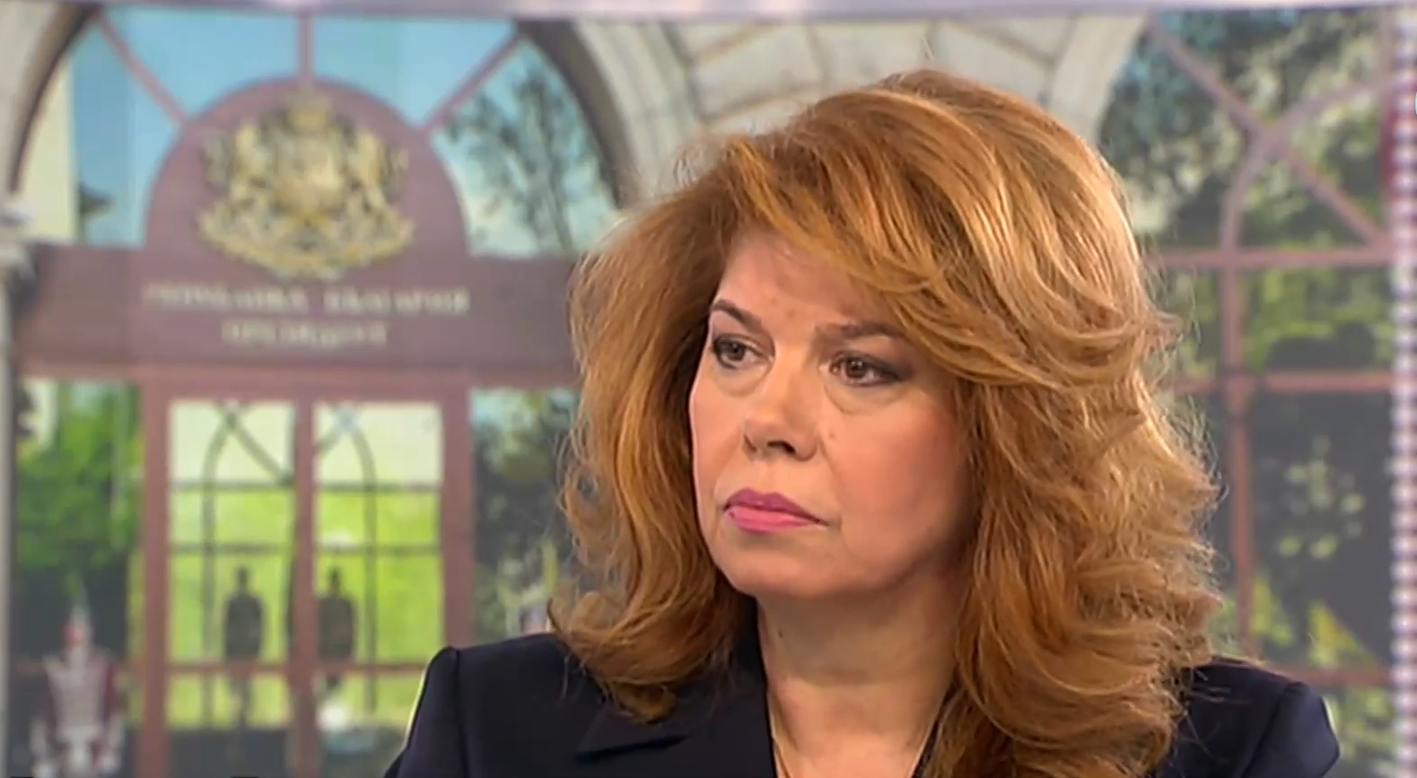 Йотова заговори за оставка на Асен Василев и съмнителни комисионни от танкери с газ