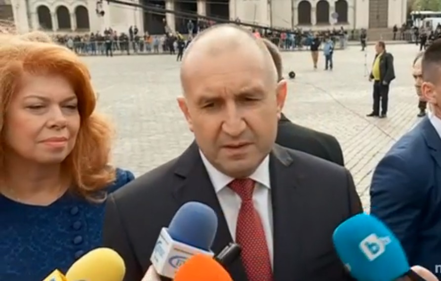 Радев: Решението на НС е опасна стъпка към въвличането на България във войната