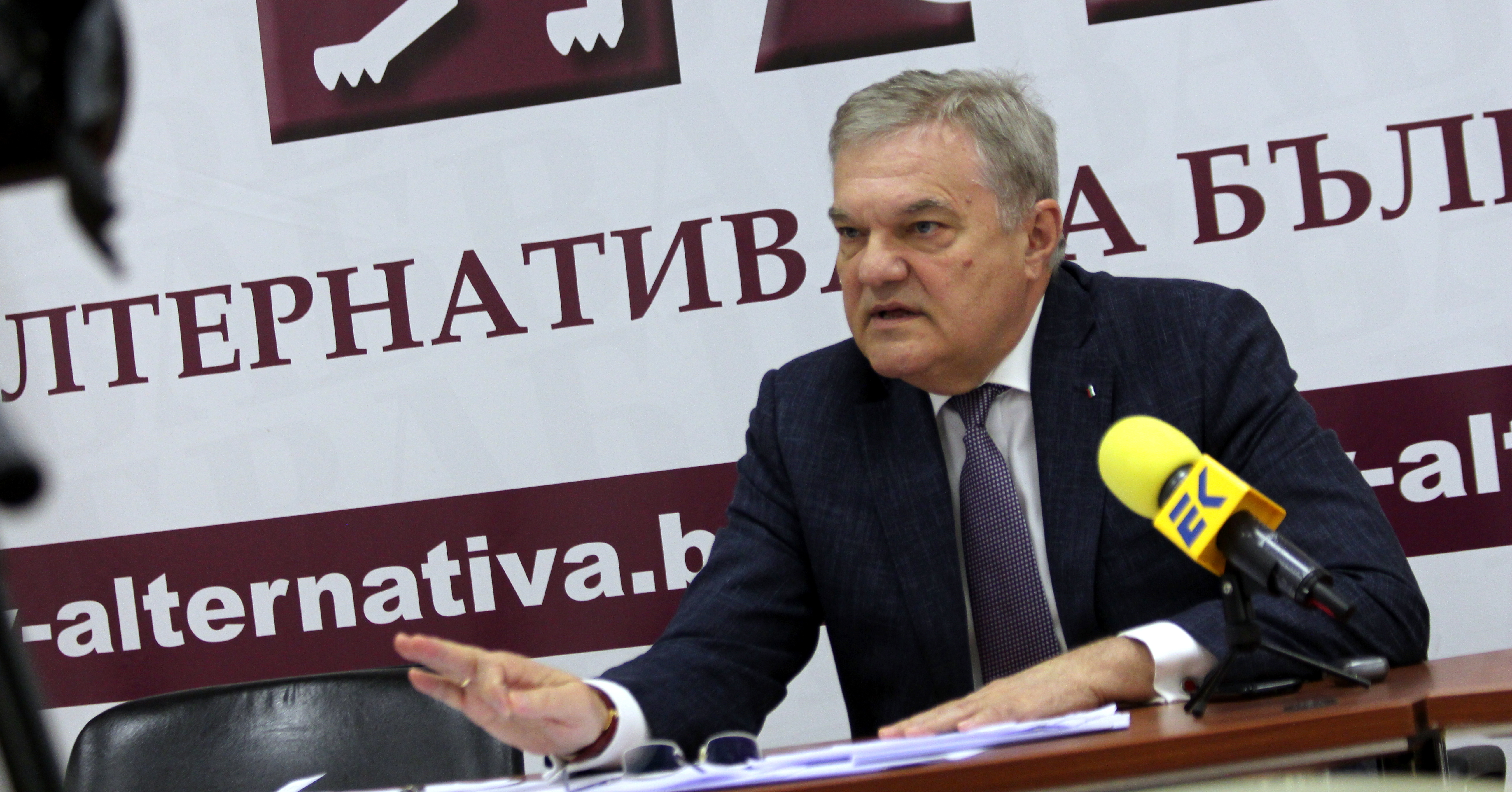 Румен Петков: От 1 май досега „Булгаргаз“ внася всеки ден 9.5 млн. куб. м газ, без да знаем