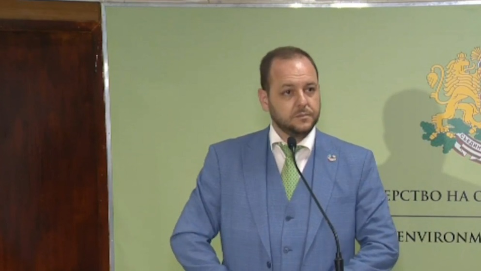 Сандов: Някои от ТЕЦ-овете у нас трябва да намалят работата