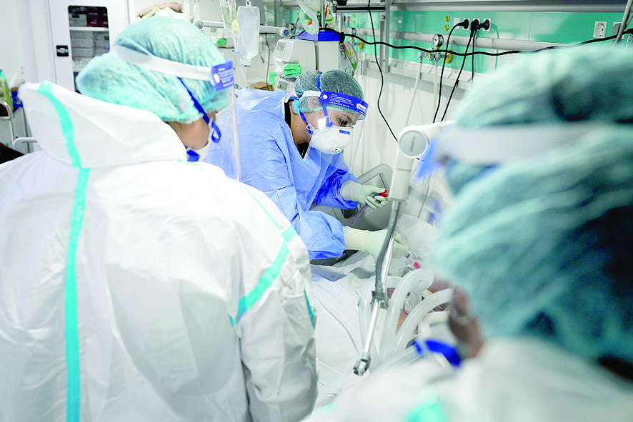 Жертвите на COVID-19 в Европа минаха 2 млн.