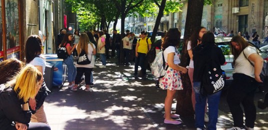 Сигнали за бомби в 97 училища в Белград