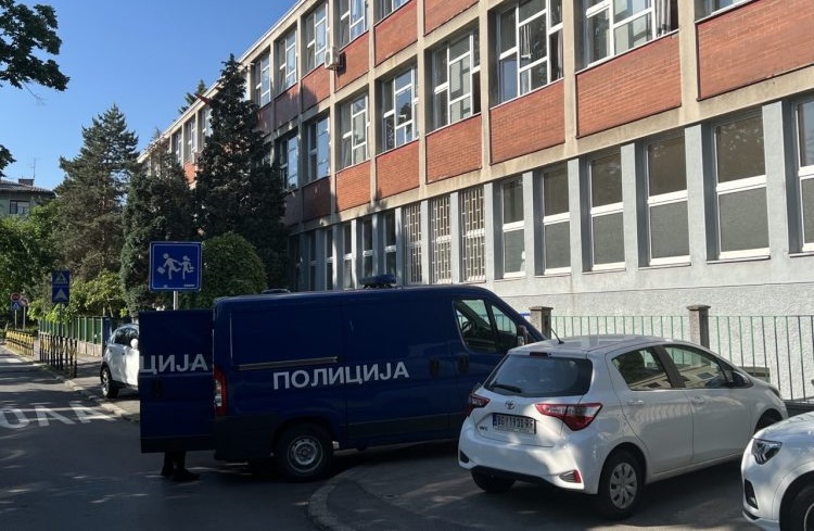 Сигналите за поставени бомби в Белград дошли от няколко държави