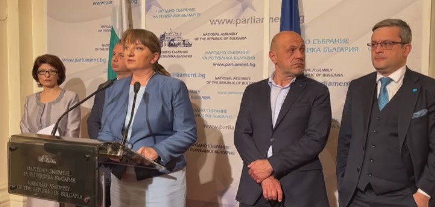 Тома Биков: Не е ясно коя от антикризисните мерки на управляващите ще влезе в сила (ВИДЕО)