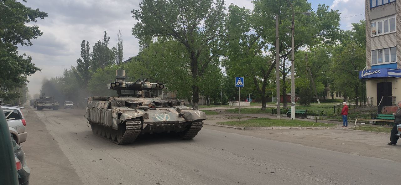 Руската армия тества БМПТ "Терминатор" в Украйна (ВИДЕО)