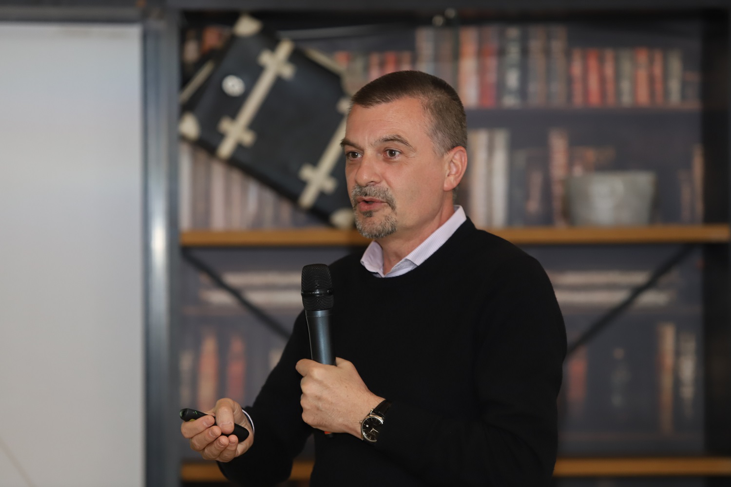 Проф. д-р Емил Паскалев: Бащата с болест на Фабри я предава на всичките си дъщери