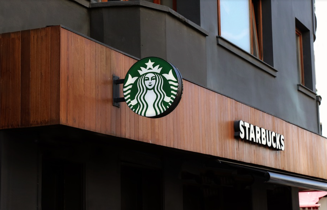 "Старбъкс" затваря окончателно всичките си 130 кафенета в Русия