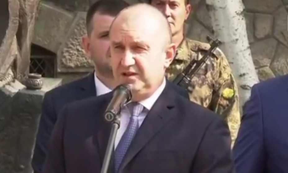 Радев в Пловдив: Науката, вярата и просветата са пътят да се отървем от потисничеството и сиромашията