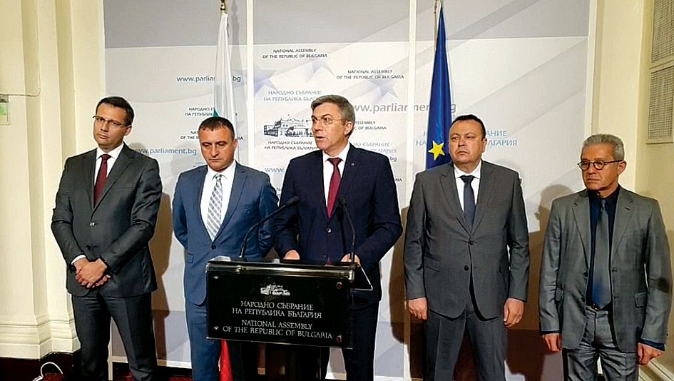 Петков плаши ДПС с американците