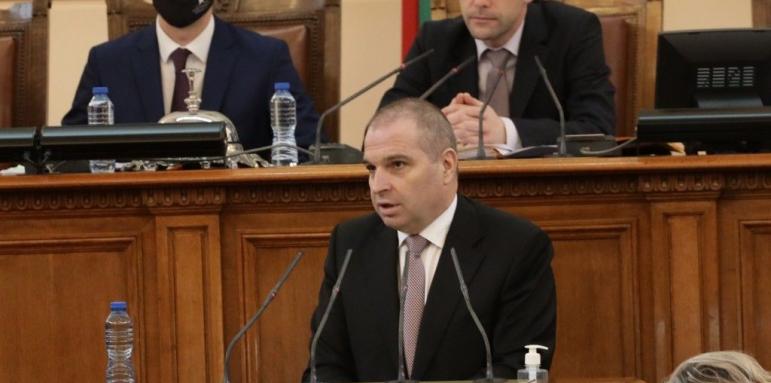 Гроздан Караджов: Попарени са надеждите ни за основни ремонти на пътищата