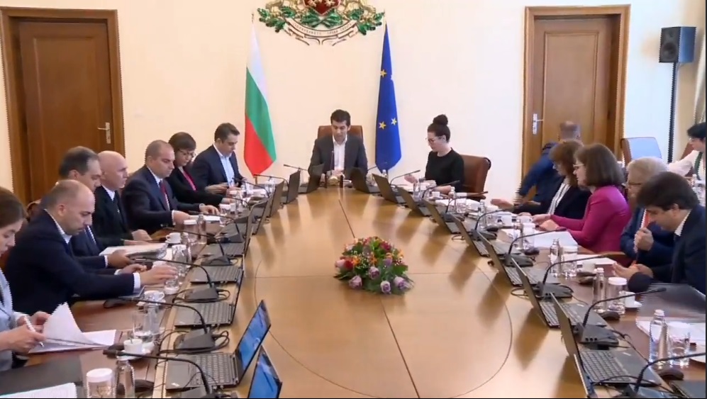 Правителството обсъжда плана за въвеждане на еврото през 2024 г.