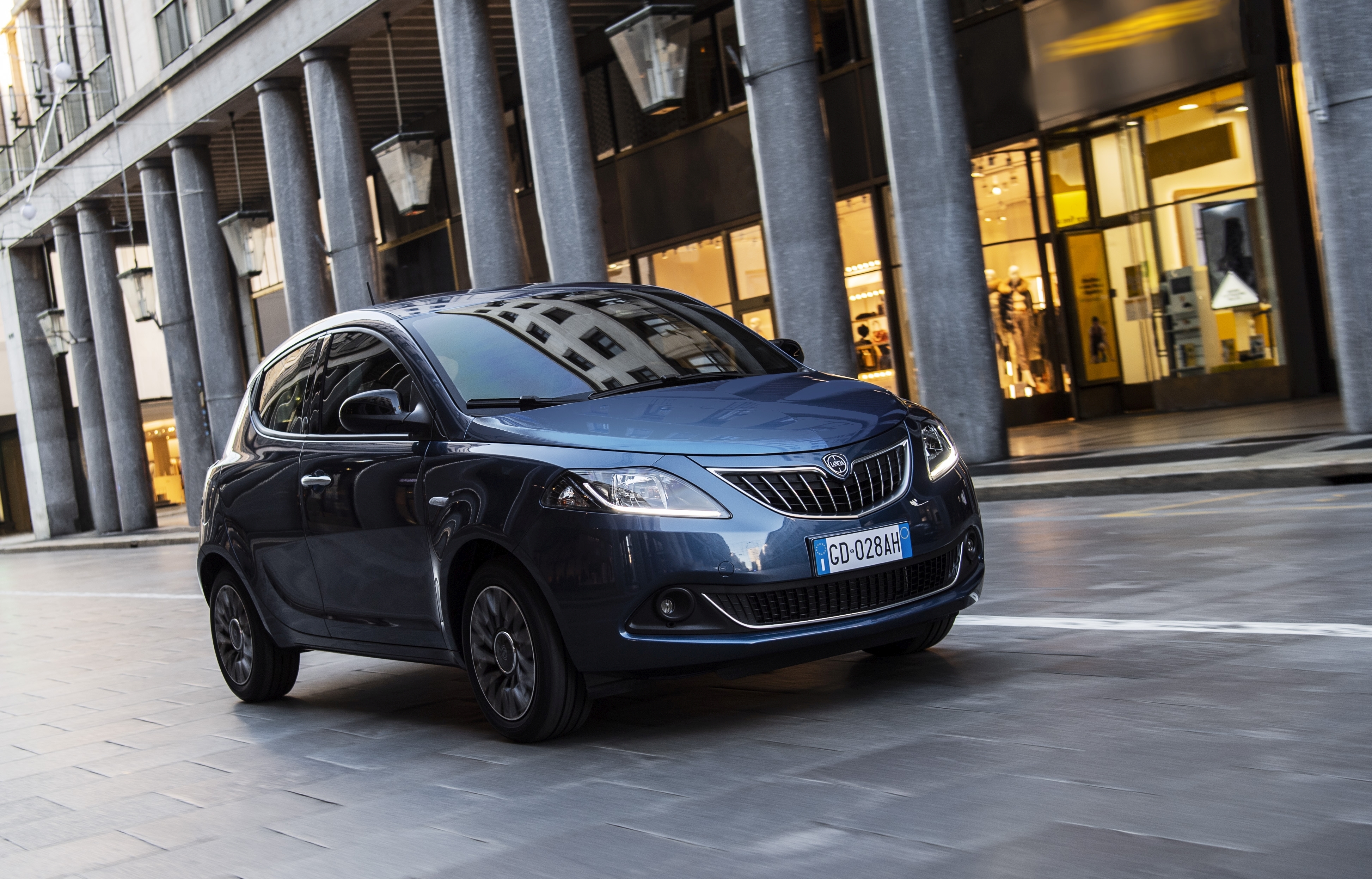 Възраждат Lancia с три нови модела