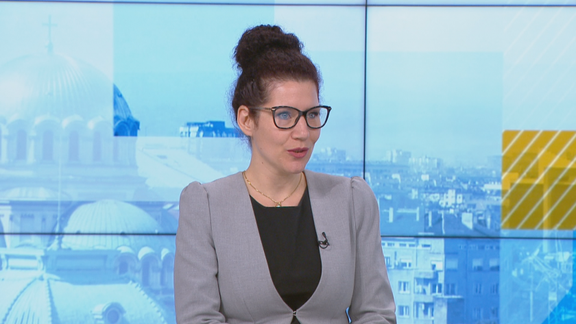 Калина Константинова: Не виждам никаква причина да подавам оставка