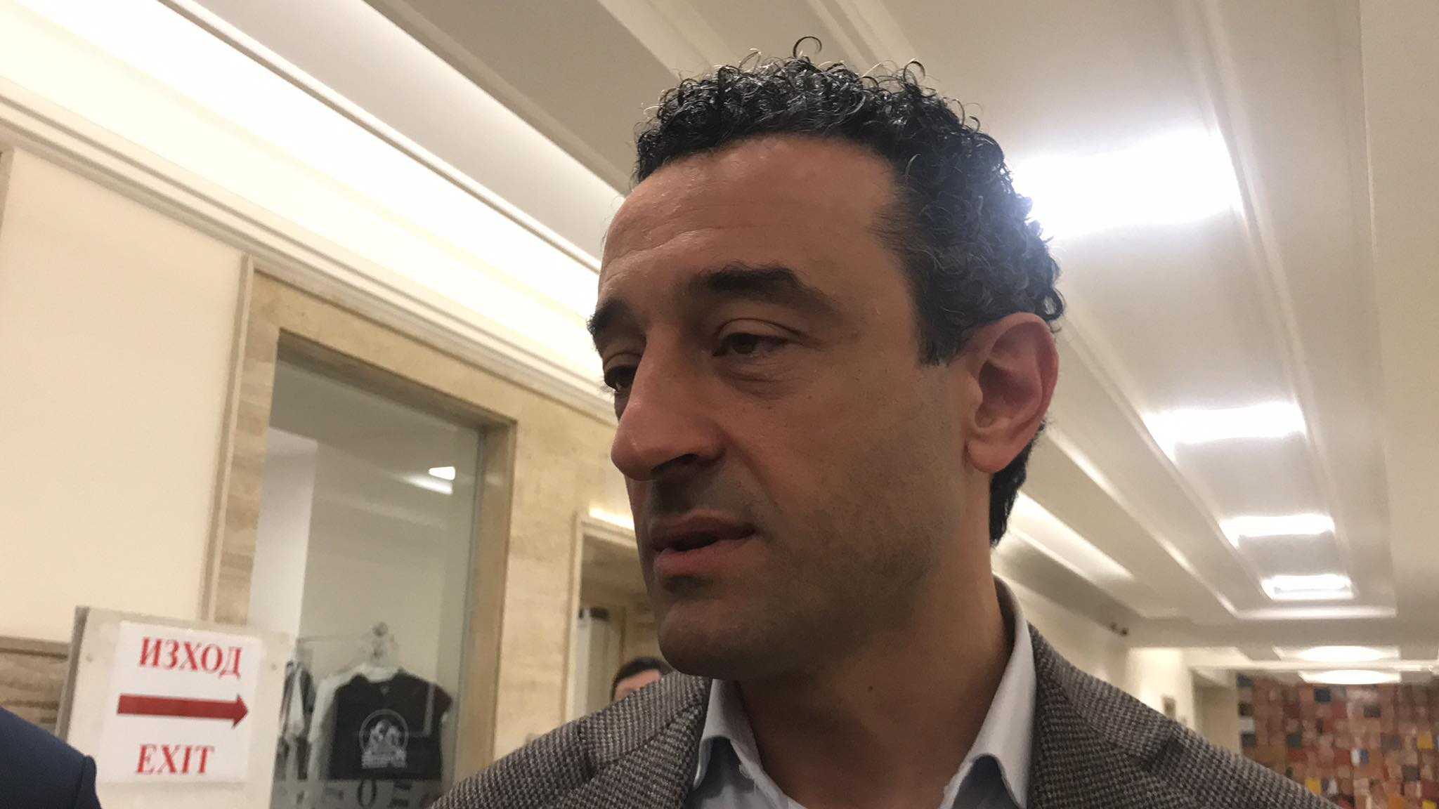 Лорер: Продължаваме да работим за България - със или без министрите на ИТН