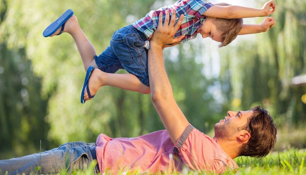 Режат от отпуската на част от бащите