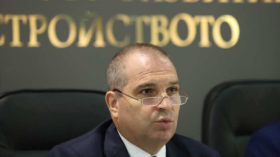 Министър Караджов посочи нови лъжи на премиера Кирил Петков