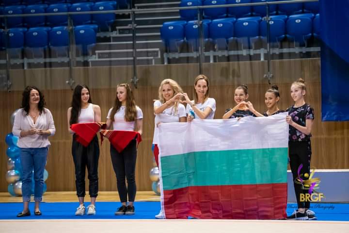 Бронз за България в отборното при девойките на Европейското първенство по художествена гимнастика