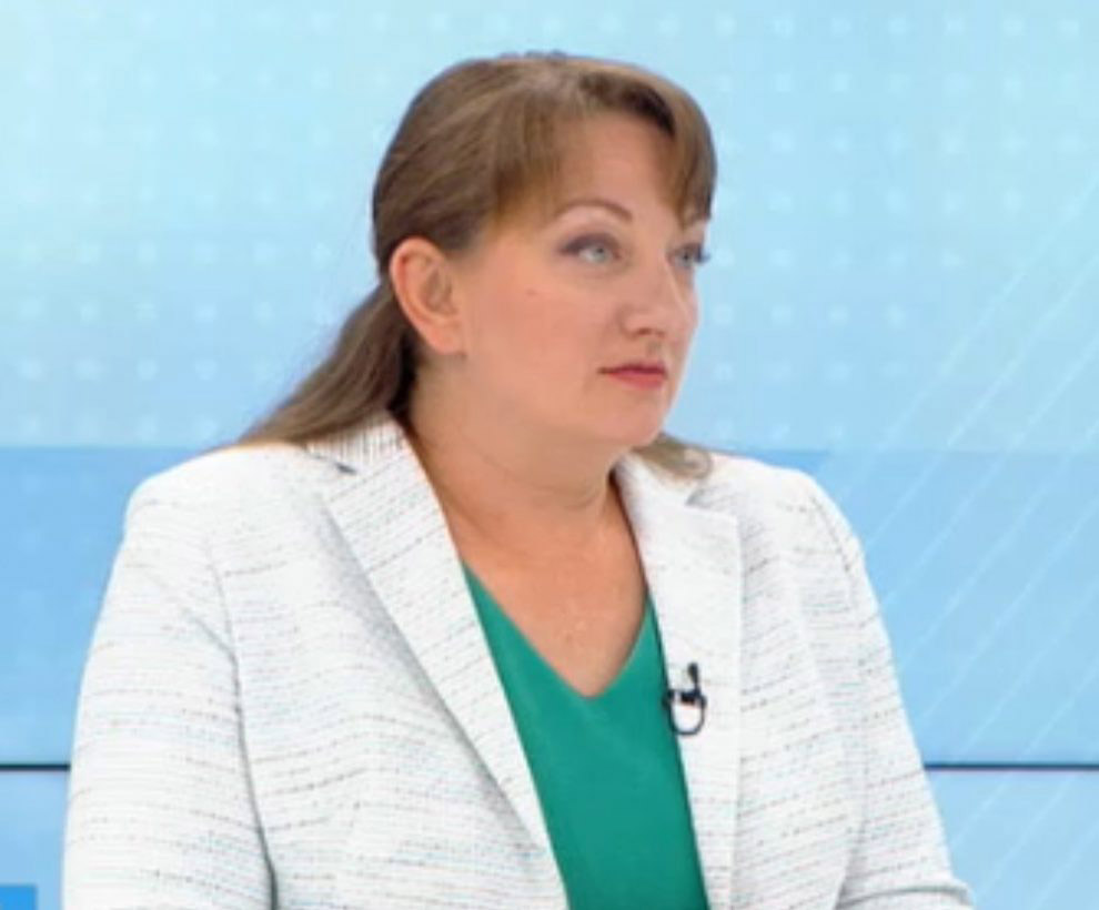 Деница Сачева: Не е обсъждано дали ГЕРБ ще подкрепи евентуална кандидатура на Ива Митева за председател на НС
