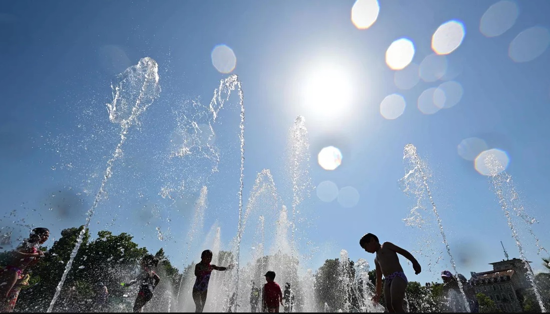 Гореща вълна обхвана Франция