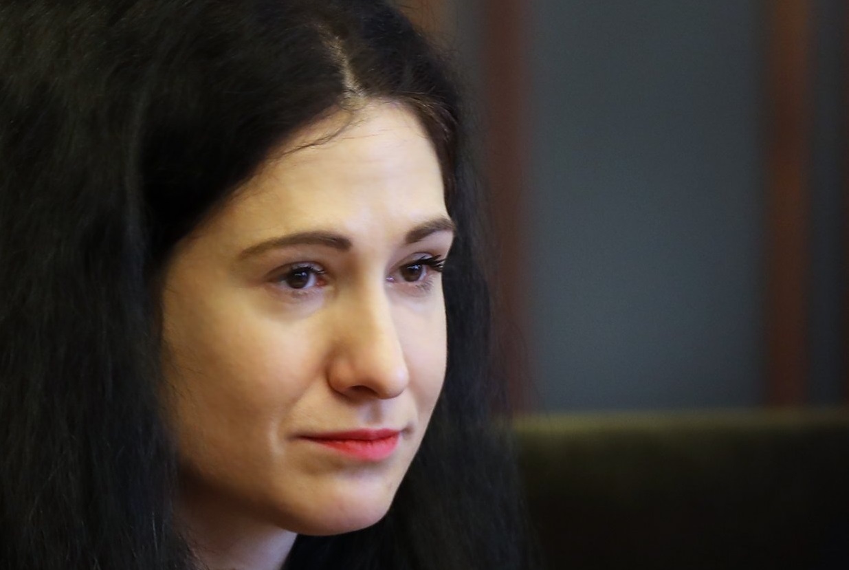 Ралица Симеонова, дясната ръка на Стефан Янев, го остави в деня на учредяването на партията му