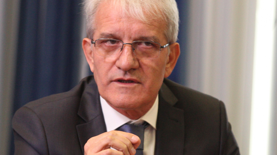 Рамадан Аталай: Управляващите сами си дърпат чергата и се разложиха на съставните си части