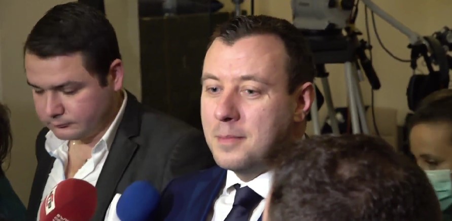 Петър Петров, „Възраждане“: Ние сме единни и ще гласуваме против властта
