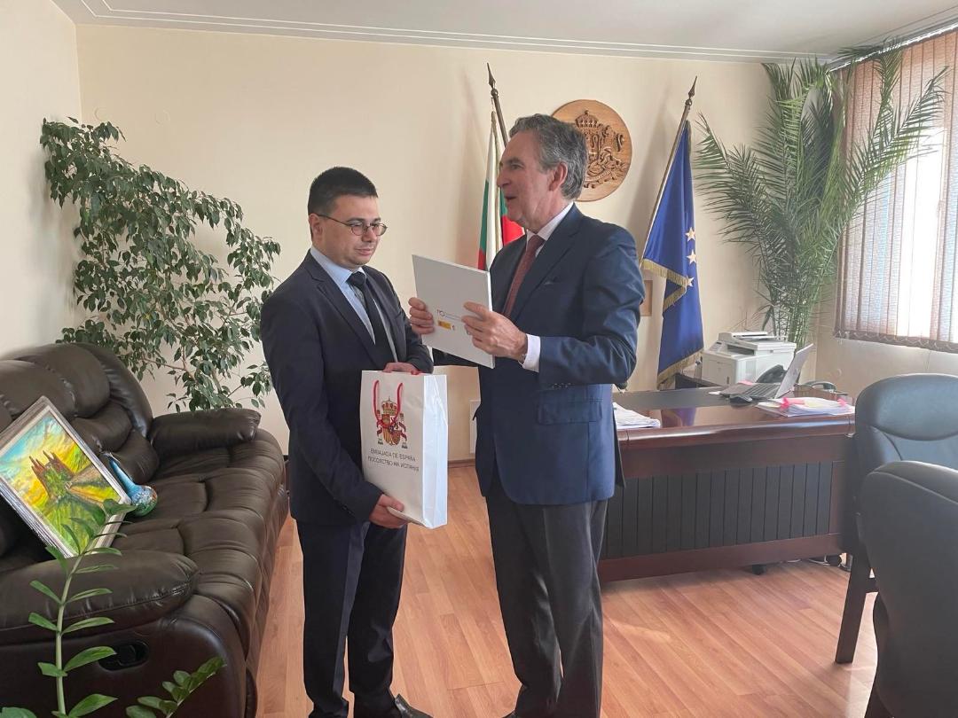 Испания ще помага за развитието на Северозапада