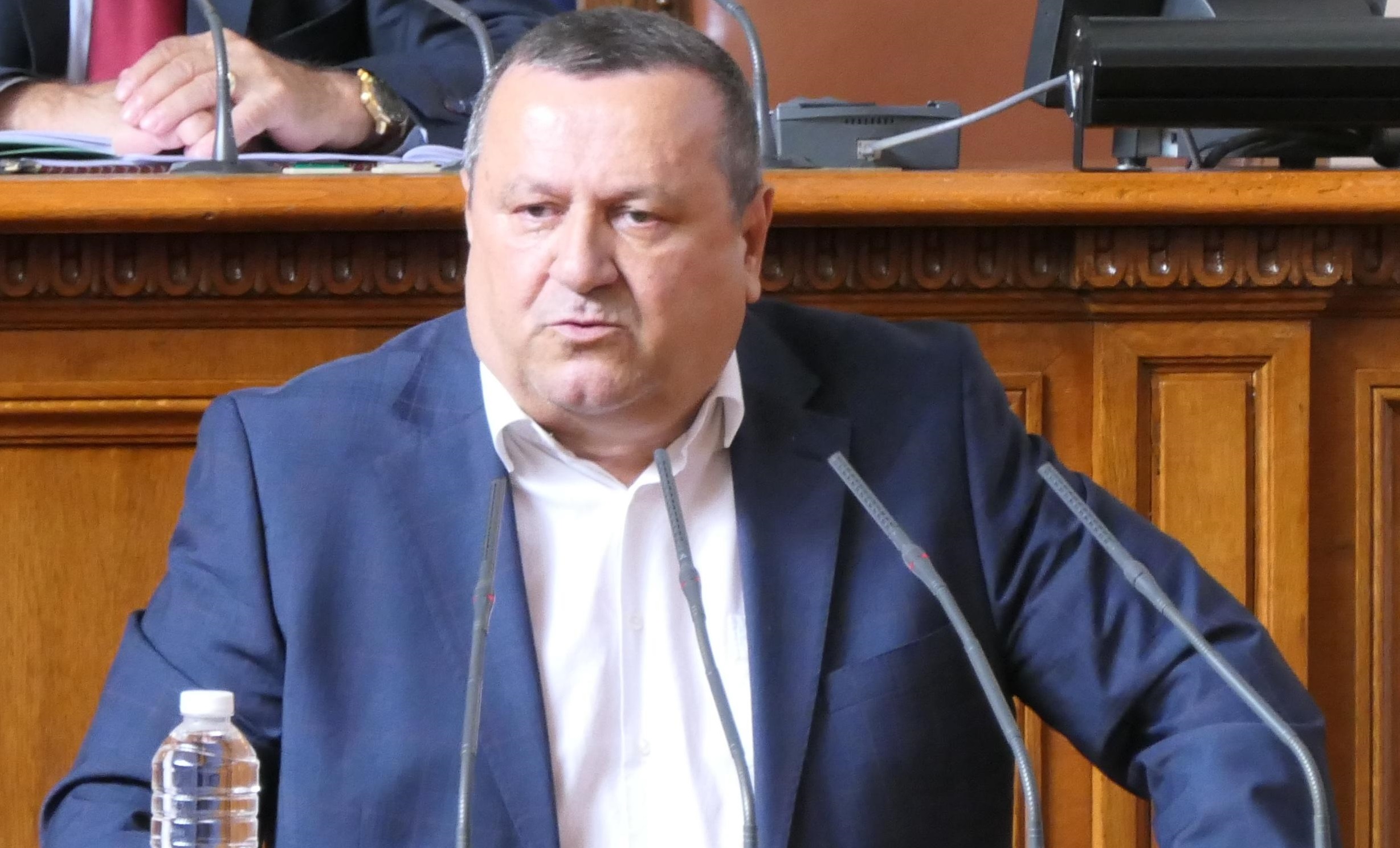 Хасан Адемов: Българските пенсионери да са спокойни, ще получат увеличението си