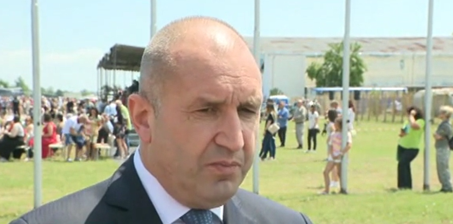 Румен Радев: В желанието си да уцели мен, Петков отстреля г-жа Нинова